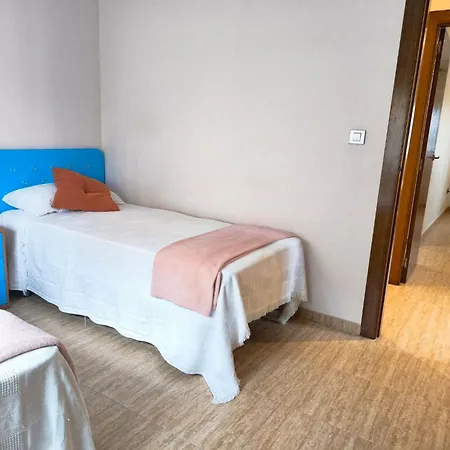 Cozy In La Marina Only 10 Minutes From The Casa de Férias *